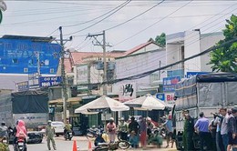 Xe tải va chạm xe máy ở Bình Phước, 3 người thương vong