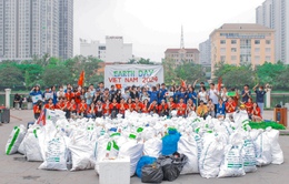 35 tấn rác được thu gom trong chiến dịch "Earth Day Việt Nam 2024"