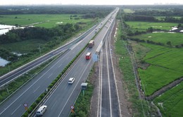 Sớm thực hiện đầu tư nâng cấp các tuyến đường bộ cao tốc