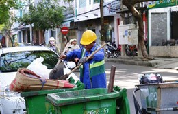 Gần 4.000 công nhân vệ sinh môi trường bị nợ 5 tháng lương