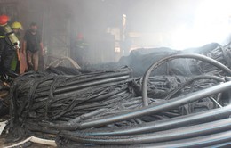 Cháy lớn tại kho vật tư nhà máy nước Hà Tĩnh