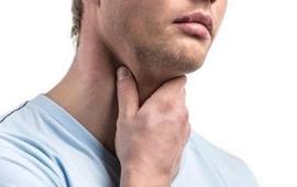 Ung thư vòm họng: Nguyên nhân, triệu chứng và cách phòng tránh