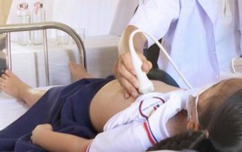 Khám sàng lọc và phẫu thuật miễn phí bệnh tim bẩm sinh cho trẻ tại Đắk Lắk