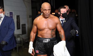 Mike Tyson sẽ trở lại sàn đấu trong tháng 7 tới