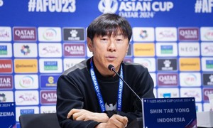 HLV Shin Tae Yong tiếp tục phàn nàn về trọng tài