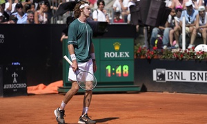 Giải quần vợt Italia mở rộng 2024: Andrey Rublev dừng bước tại vòng 3, Daniil Medvedev nhọc nhằn đi tiếp
