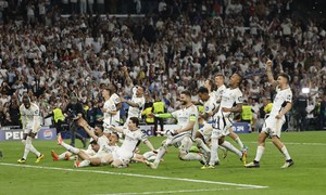 Real Madrid ngược dòng giành vé vào chung kết Champions League