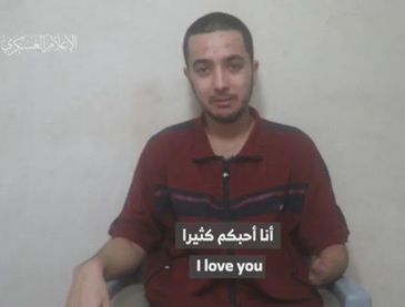 Hamas công bố video về người đàn ông Mỹ bị bắt còn sống, hé lộ cuộc sống “địa ngục” của các con tin