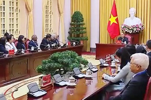Kinh tế Việt Nam vững vàng nhờ 5 cân đối