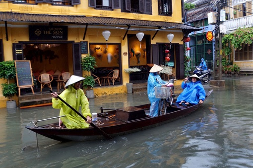 Các tỉnh, thành phố từ Hà Tĩnh đến Khánh Hòa chủ động ứng phó mưa lớn