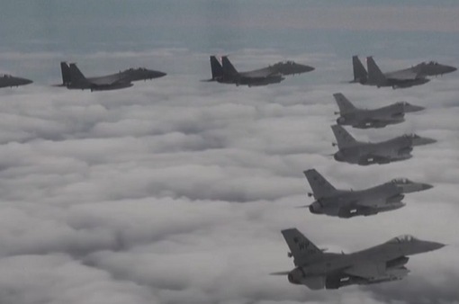 Mỹ tuyên bố không cung cấp máy bay chiến đấu F-16 cho Ukraine