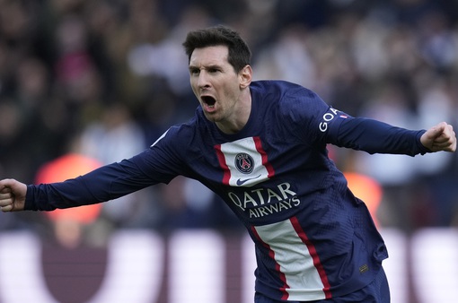 Messi lập siêu phẩm đá phạt ở thời khắc không tưởng, PSG thắng nghẹt thở