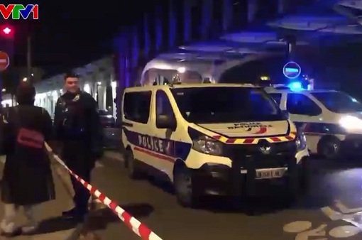 Tấn công bằng dao tại thủ đô nước Pháp