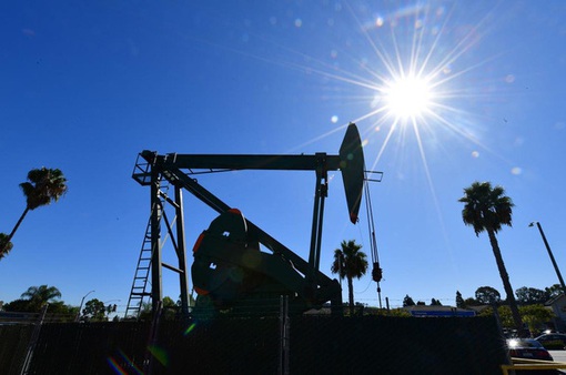 EIA: Sản lượng dầu toàn cầu sẽ giảm trong hai năm tới