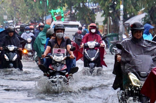 Cảnh báo mưa lớn tại TP Hồ Chí Minh