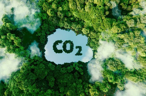 Mitsubishi hợp tác với Shell để thu trực tiếp CO2 từ không khí