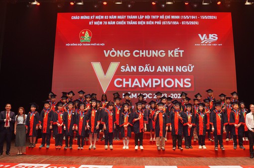 300 học sinh tranh tài tại VCK Sàn đấu Anh ngữ V - Champions 2024