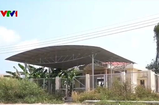 Nhiều công trình cấp nước nông thôn bị bỏ hoang ở Cà Mau
