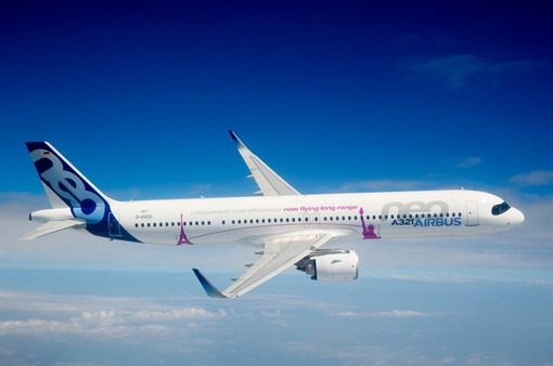 Lợi nhuận tăng mạnh giúp Airbus bỏ xa Boeing