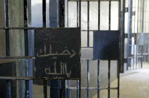 Iraq hình sự hóa hành vi quan hệ đồng giới với mức án tối đa 15 năm tù