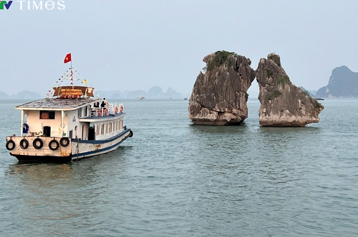 Hơn 1 triệu lượt khách tham quan vịnh Hạ Long