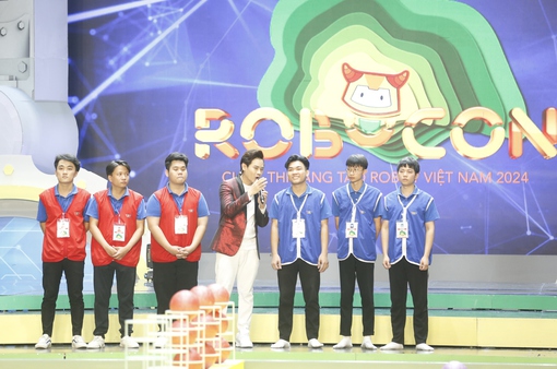 Cập nhật thứ tự thi đấu tại tứ kết, bán kết và chung kết Robocon Việt Nam 2024