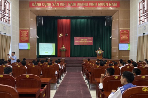 Hải quân tổ chức Tọa đàm kỷ niệm 134 năm Ngày sinh Chủ tịch Hồ Chí Minh