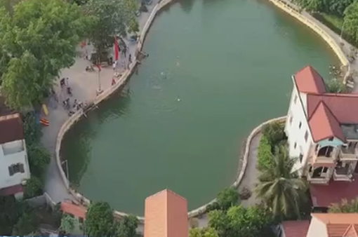 Ao hồ ô nhiễm "lột xác" thành công viên, bể bơi