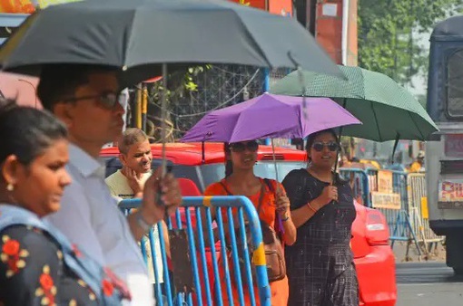 Ấn Độ yêu cầu các trường học nghỉ hè sớm do nắng nóng