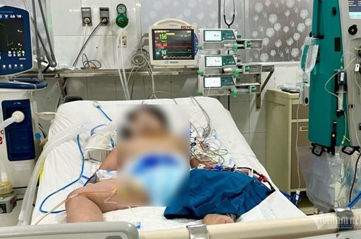 Vụ nghi ngộ độc bánh mì: 469 người nhập viện, 12 trẻ em có biểu hiện nặng