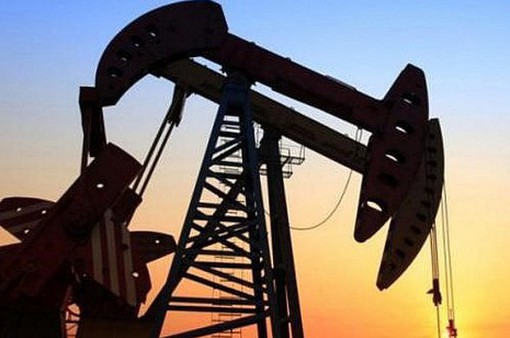 Giá dầu thế giới bật tăng