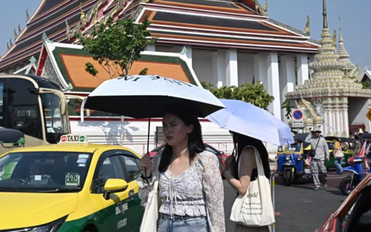 Thái Lan khuyến cáo người dân hạn chế tham gia các hoạt động ngoài trời vì nắng nóng