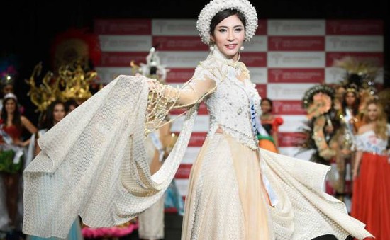Đặng Thu Thảo trắng tay tại Hoa hậu Quốc tế