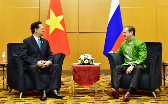 Thủ tướng Nguyễn Tấn Dũng hội kiến Thủ tướng Nga