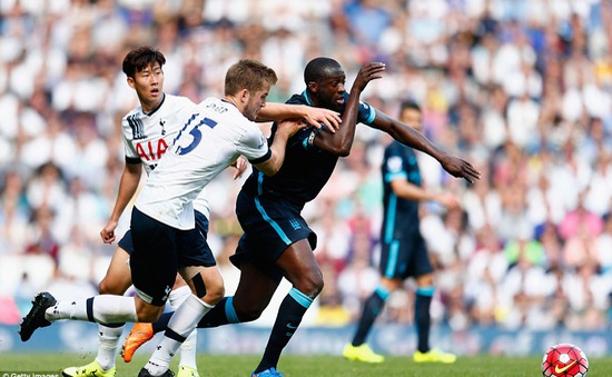 Thua nhục Tottenham, HLV Man City "đổ tại" trọng tài