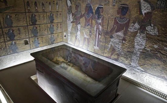 'Quét' lăng mộ Pharaoh Tutankhamun: 90% có lăng mộ khác trong các căn phòng ẩn giấu