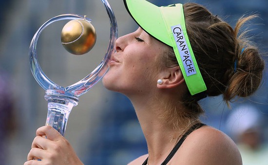 Tay vợt trẻ Belinda Bencic hoàn tất câu chuyện cổ tích tại Rogers Cup 2015