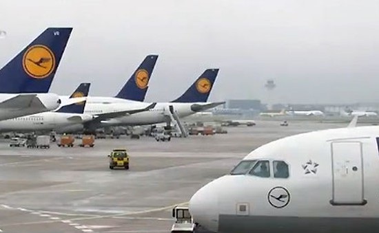 Lufthansa thiệt hại 10 triệu Euro/ngày do đình công kéo dài
