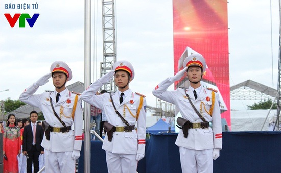 Hào hùng nghi lễ thượng cờ của 12.000 đoàn viên thanh niên Thủ đô