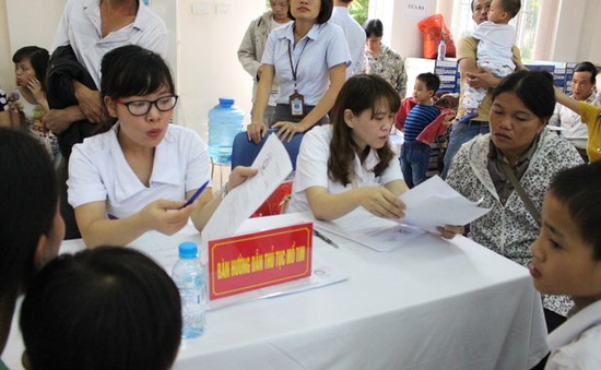 TTCE khám sàng lọc bệnh tim miễn phí cho trẻ em Quảng Bình