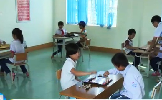 Sáp nhập trường thành công ở Quảng Ninh: Vận động chứ không thúc ép