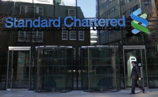 Ngân hàng Standard Chartered cắt giảm 15.000 việc làm