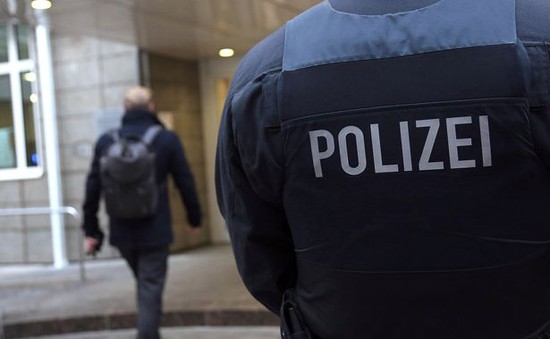 Bắt giữ phần tử IS âm mưu khủng bố giải Bundesliga