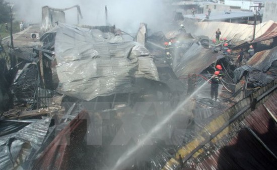 Bình Phước: Cháy nhà máy chế biến mủ cao su, thiệt hại hơn 8 tỉ đồng