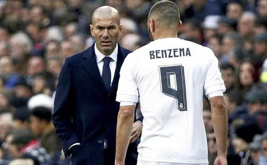 Zidane vẫn một mực ủng hộ Benzema lên tuyển