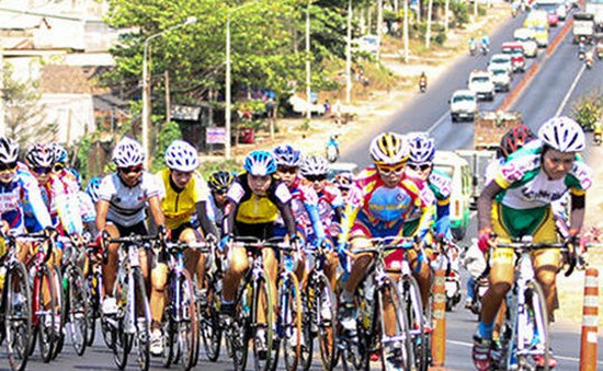 Chặng 7 đua xe đạp nữ quốc tế Bình Dương: Nguyễn Thị Thật về thứ 3