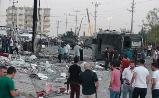 Đánh bom kép tại Thổ Nhĩ Kỳ, ít nhất 9 người thiệt mạng