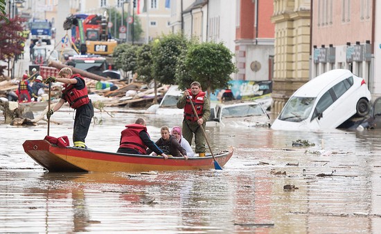 Trước thềm EURO 2016, Pháp gặp trận lụt lịch sử