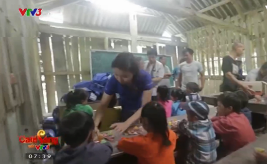 "Sách cho em" đến với trẻ em nghèo Hà Giang