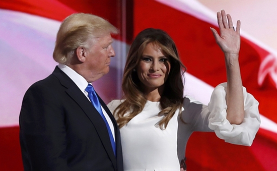 Trợ lý Donald Trump nhận lỗi về bài phát biểu bị nghi đạo văn của bà Melania Trump